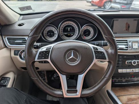 Used 2014 Mercedes-Benz E 350 Sedan image 26