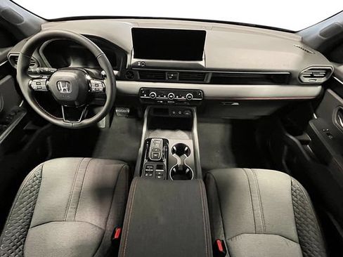 New 2026 Honda Pilot Sport image 18