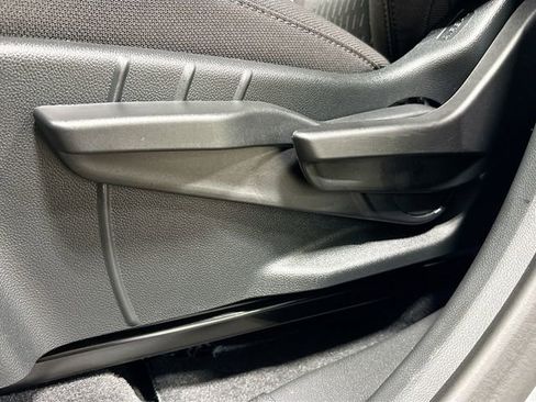 New 2026 Chevrolet Equinox LT FWD image 22