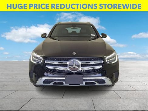 Used 2021 Mercedes-Benz GLC 300 image 3