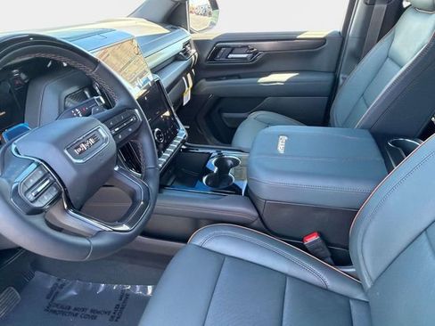 New 2026 GMC Yukon AT4 w/ AT4 Premium Plus Package AWD/4WD image 23