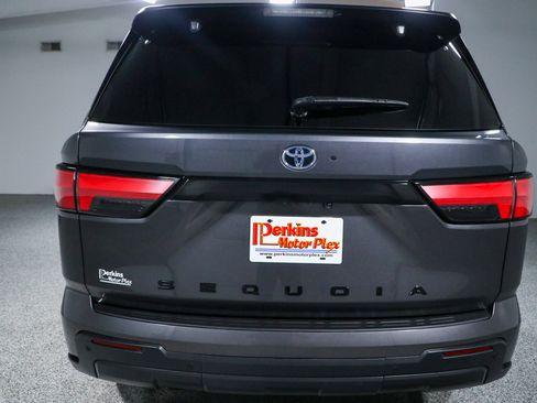 Used 2024 Toyota Sequoia SR5 w/ SR5 Premium Package AWD/4WD image 8