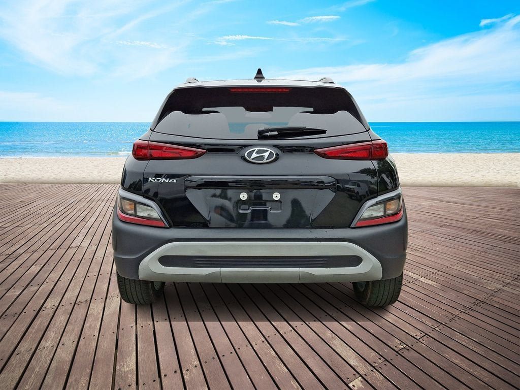 Used 2023 Hyundai Kona SEL w/ Cargo Package FWD image 5