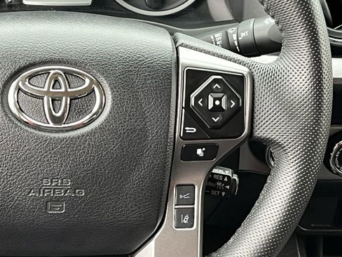 Used 2023 Toyota Tacoma SR5 AWD/4WD image 14