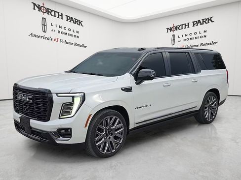 Used 2025 GMC Yukon XL Denali Ultimate w/ LPO, Floor Liner Package AWD/4WD image 1