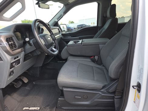 Used 2025 Ford F150 XLT w/ Equipment Group 301A Standard AWD/4WD image 5