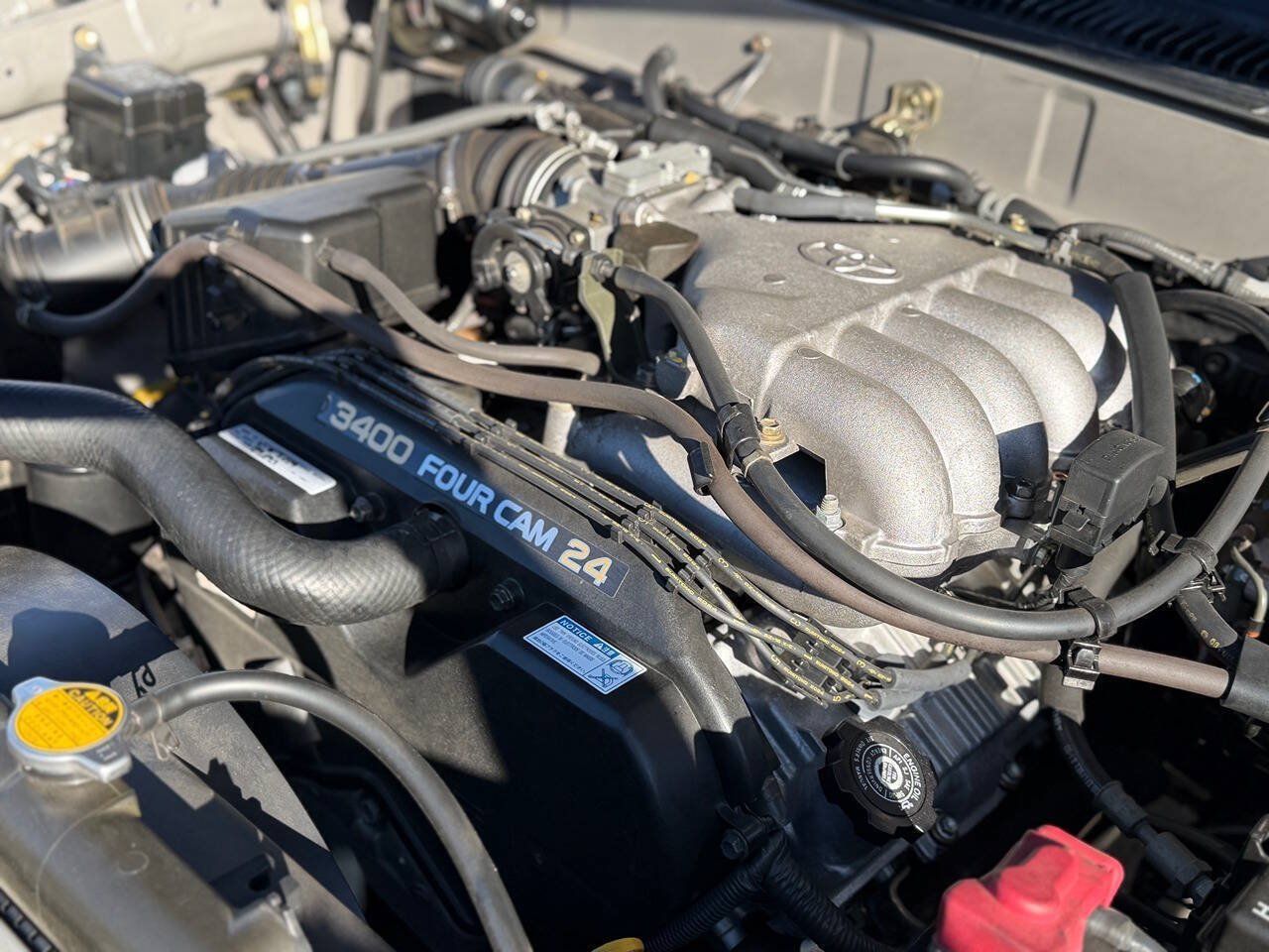 Used 2002 Toyota 4Runner SR5 AWD/4WD image 63