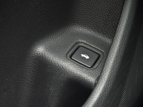 Used 2019 Honda Accord Sport image 28