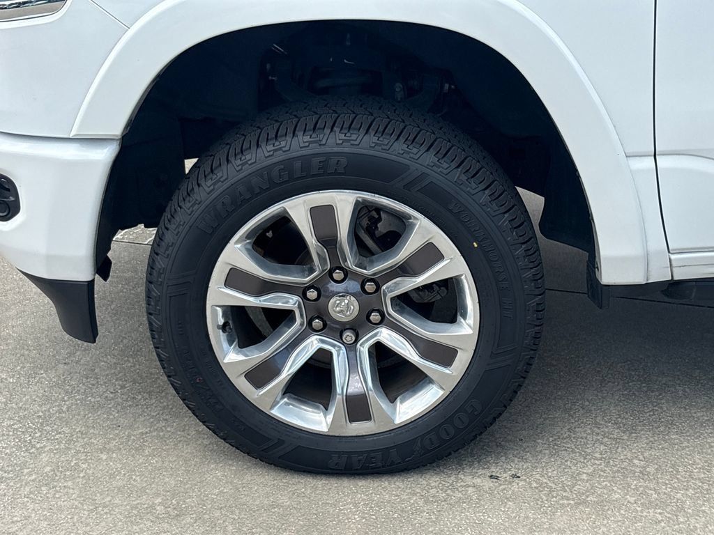 Used 2021 RAM 1500 Limited AWD/4WD image 12