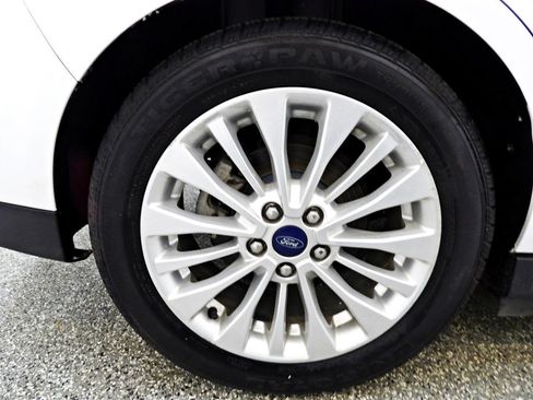 Used 2017 Ford C-MAX SE image 20