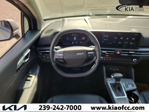 Certified 2026 Kia Sportage EX FWD image 17