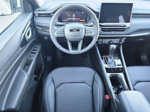 New 2026 Jeep Compass Limited image 11