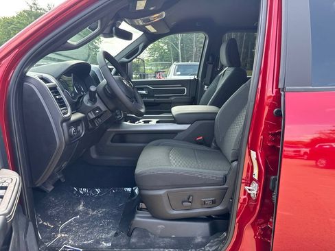 New 2026 RAM 2500 Big Horn AWD/4WD image 16