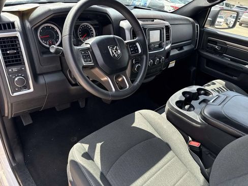 Used 2024 RAM 1500 Warlock RWD image 18