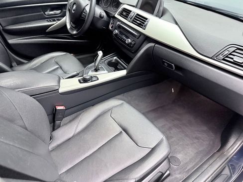 Used 2015 BMW 320i xDrive Sedan AWD/4WD image 11