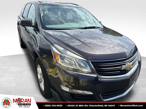 Used 2014 Chevrolet Traverse LS FWD image 2