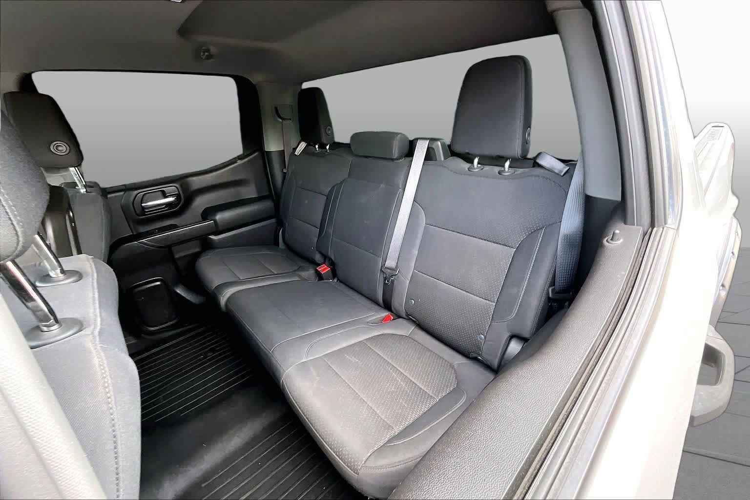 Used 2019 Chevrolet Silverado 1500 Custom Trail Boss w/ Custom Convenience Package AWD/4WD image 19