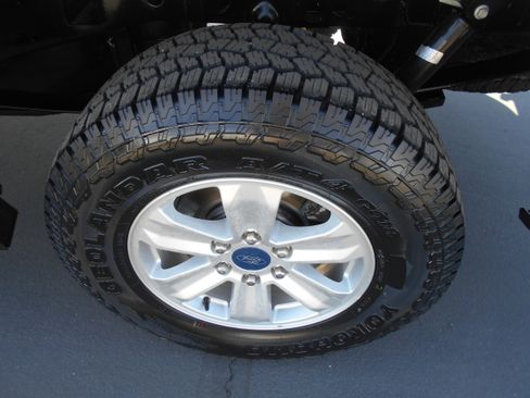 Used 2022 Ford F150 XL w/ STX Appearance Package image 12