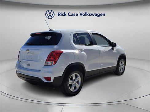 Used 2020 Chevrolet Trax LS image 7