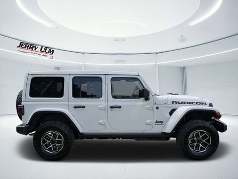 New 2026 Jeep Wrangler Unlimited Rubicon AWD/4WD image 2