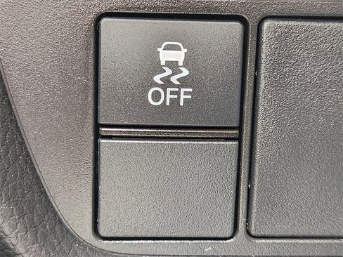 Used 2025 Honda HR-V EX-L image 21