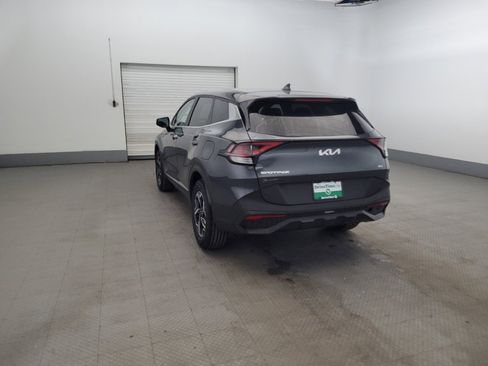 Used 2023 Kia Sportage LX AWD/4WD image 5