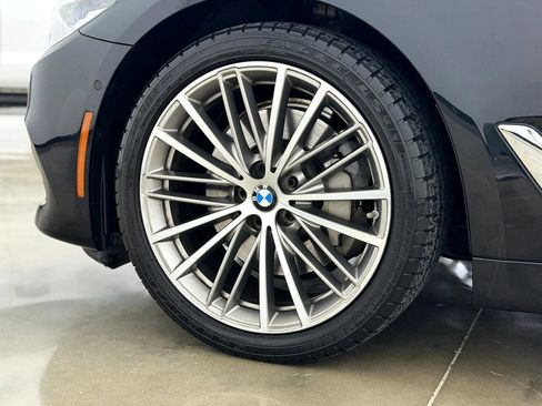 Used 2017 BMW 540i image 12