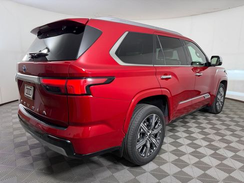 Used 2023 Toyota Sequoia Capstone AWD/4WD image 9