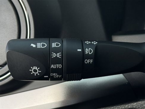 Used 2023 Toyota Tacoma SR5 image 23