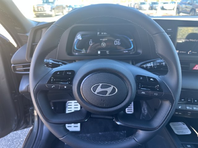 New 2026 Hyundai Elantra SEL Sport FWD image 13