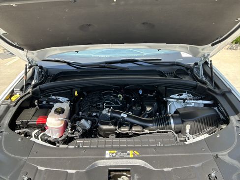 Used 2023 Jeep Grand Cherokee L Limited image 35