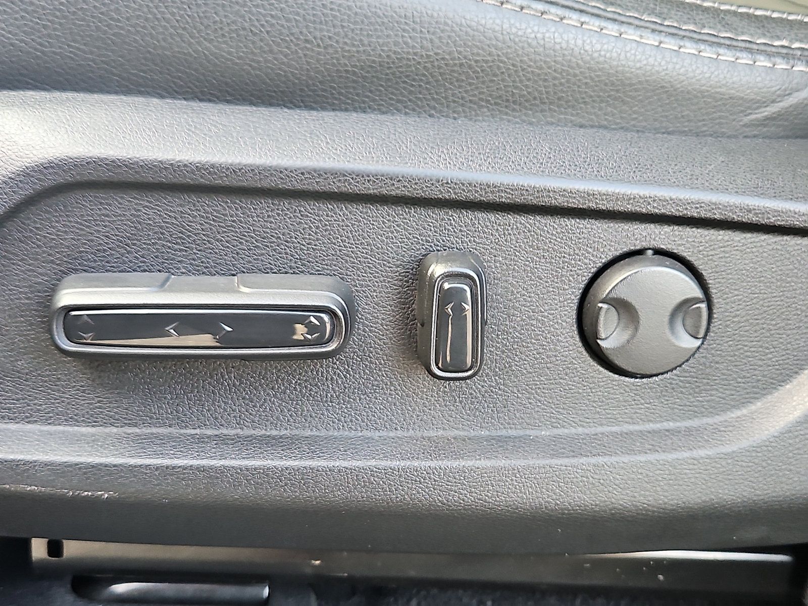 Used 2023 Honda Pilot EX-L image 26