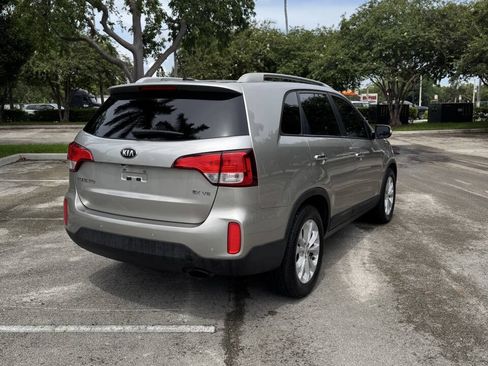 Used 2015 Kia Sorento EX FWD image 8
