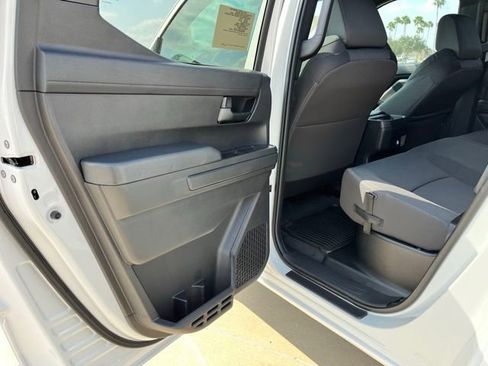 New 2026 Toyota Tacoma SR AWD/4WD image 17