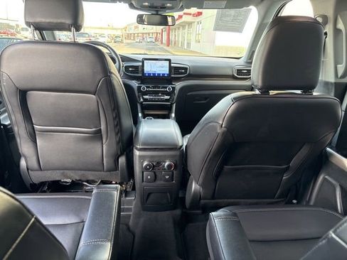 Used 2023 Ford Explorer Limited w/ Equipment Group 301A image 33