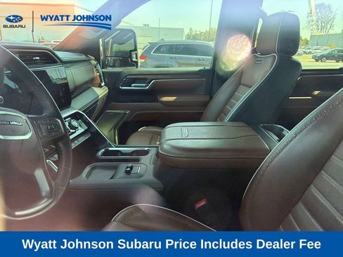 Used 2024 GMC Sierra 2500 Denali Ultimate AWD/4WD image 11