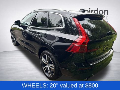 Used 2019 Volvo XC60 T6 Momentum w/ Multimedia Package AWD/4WD image 4