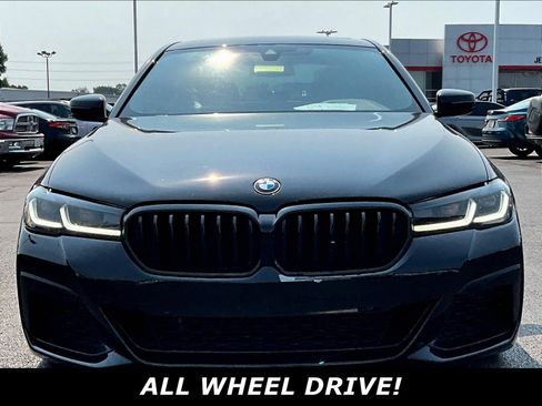 Used 2022 BMW 530i xDrive w/ M Sport Package AWD/4WD image 2