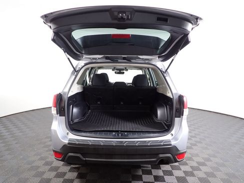 Used 2019 Subaru Forester Premium w/ Popular Package #1 AWD/4WD image 15