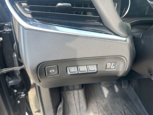 Used 2024 Buick Enclave Avenir w/ Avenir Technology Package FWD image 12