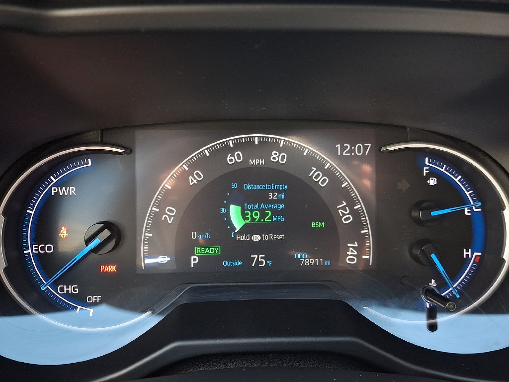 Used 2023 Toyota RAV4 XLE w/ Convenience Package AWD/4WD image 21