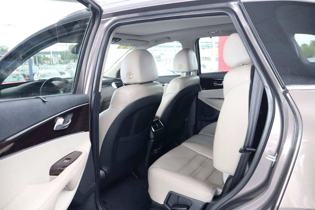Used 2019 Kia Sorento EX w/ EX Touring Package FWD image 31