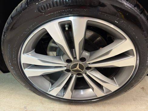 Used 2014 Mercedes-Benz S 550 Sedan image 33