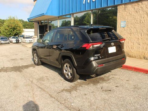 Used 2023 Toyota RAV4 XLE FWD image 4
