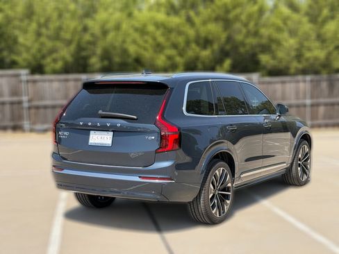 New 2026 Volvo XC90 T8 Ultra w/ Protection Package AWD/4WD image 7