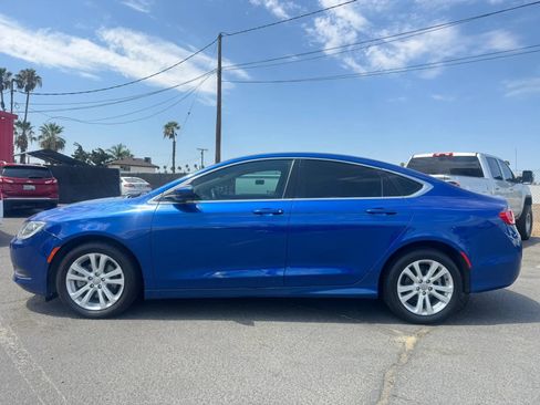 Used 2017 Chrysler 200 LX FWD image 3
