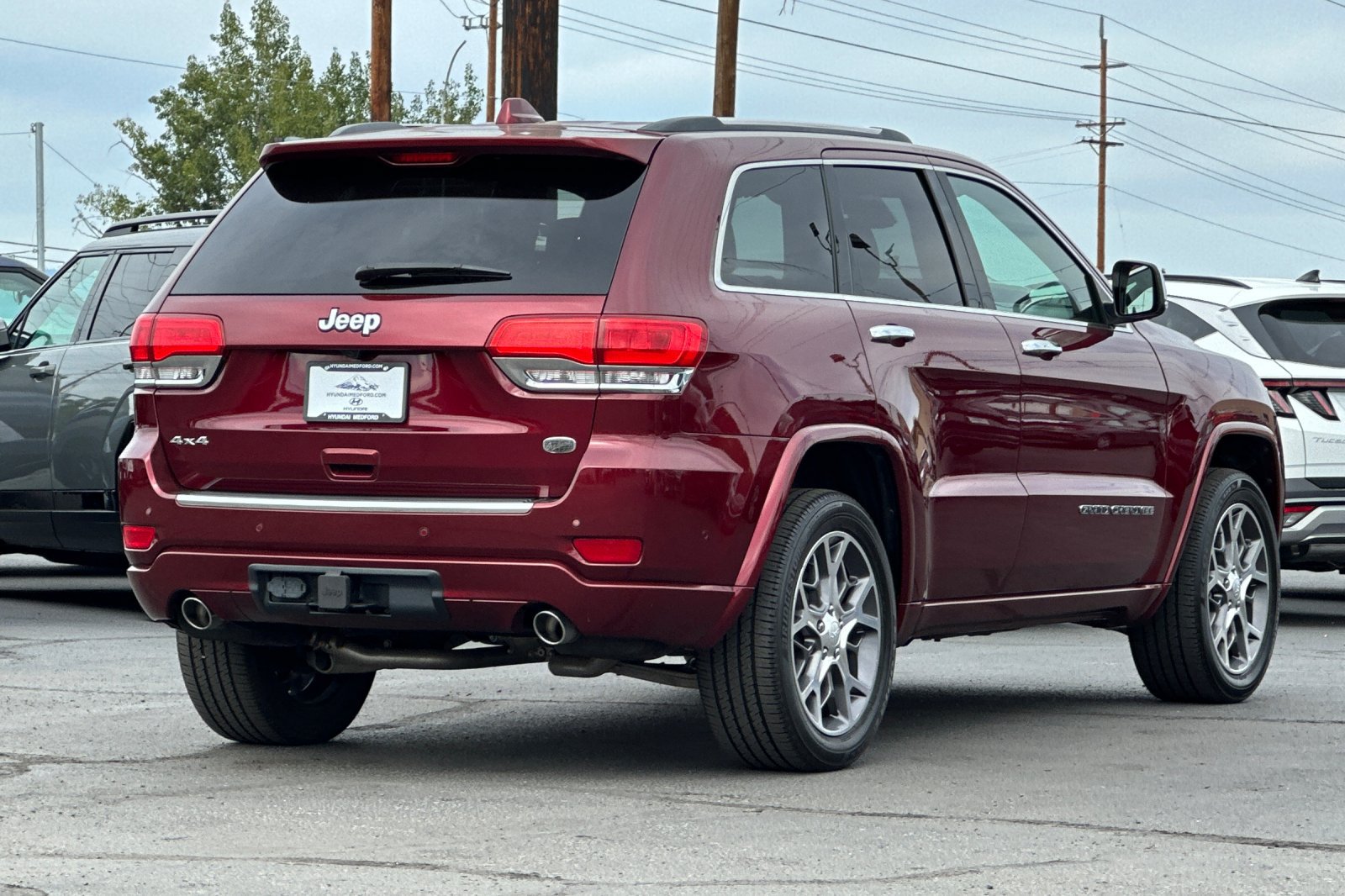 Used 2020 Jeep Grand Cherokee Overland AWD/4WD image 4
