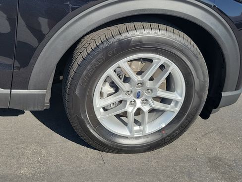 Used 2026 Ford Explorer Active RWD image 14