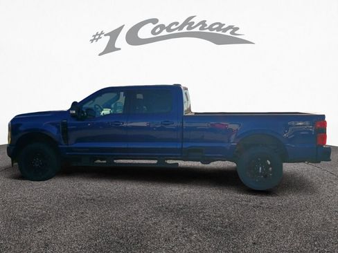 New 2026 Ford F250 Lariat w/ Black Appearance Package image 4