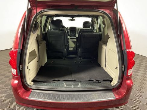 Used 2014 Dodge Grand Caravan SXT FWD image 15